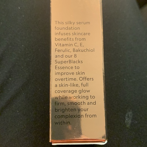 Yensa Super Serum Silk Foundation - Picture 6 of 8